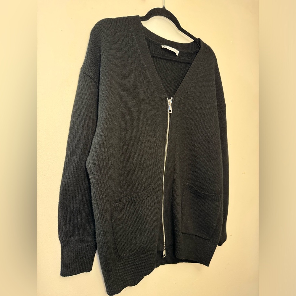 Zara Black Zip-Front Knit Cardigan